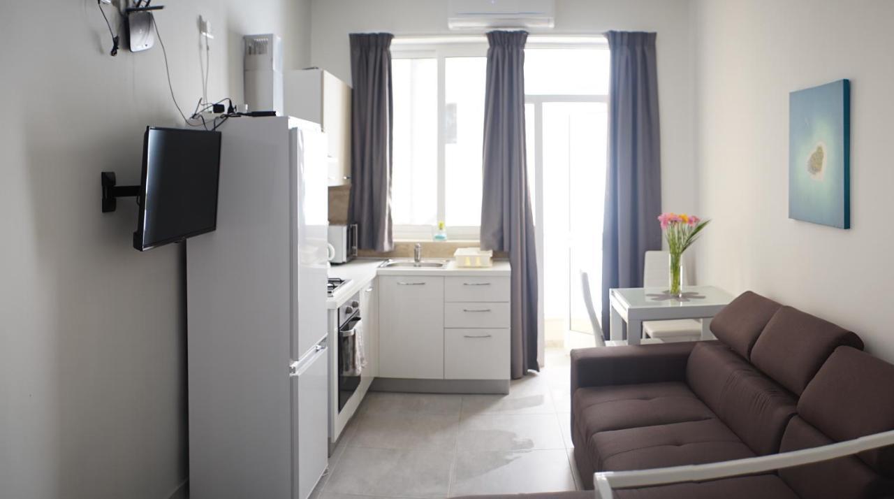 Wonderful Apartments With Shared Jacuzzi And Panorama Rooftop Gzira Esterno foto
