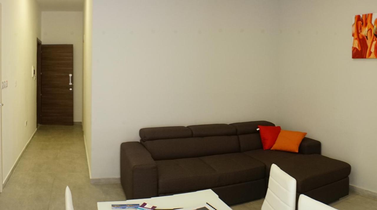 Wonderful Apartments With Shared Jacuzzi And Panorama Rooftop Gzira Esterno foto