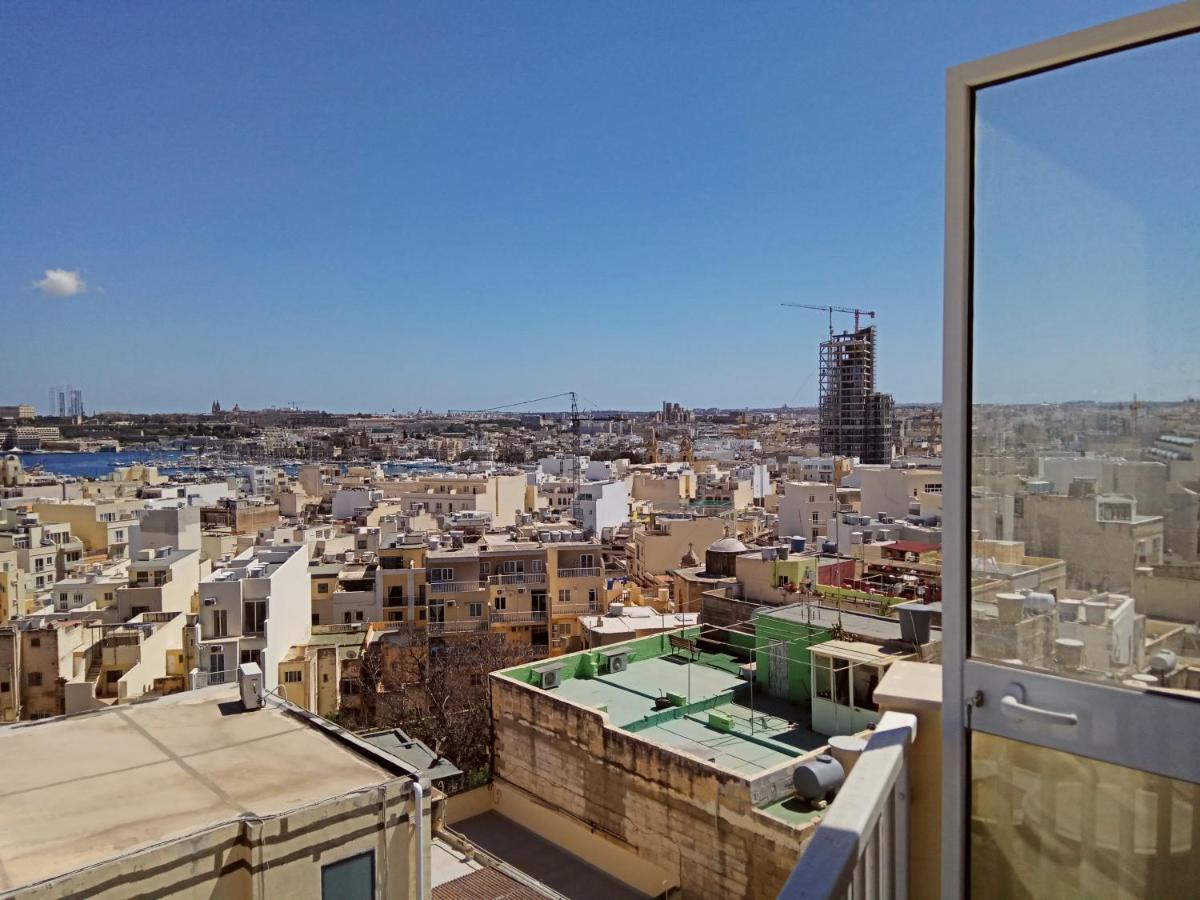 Wonderful Apartments With Shared Jacuzzi And Panorama Rooftop Gzira Esterno foto