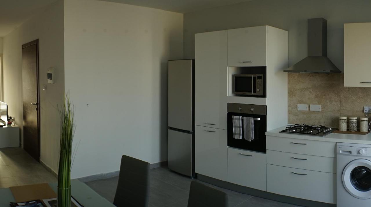 Wonderful Apartments With Shared Jacuzzi And Panorama Rooftop Gzira Esterno foto